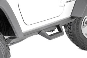 Jeep Wrangler Contoured Drop Steps - Rough Country - Drop Step Design - Textured Black - '07-'18